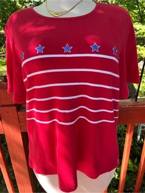 Classic Elements Woman 20W 22W Patriotic Star Stripe Top